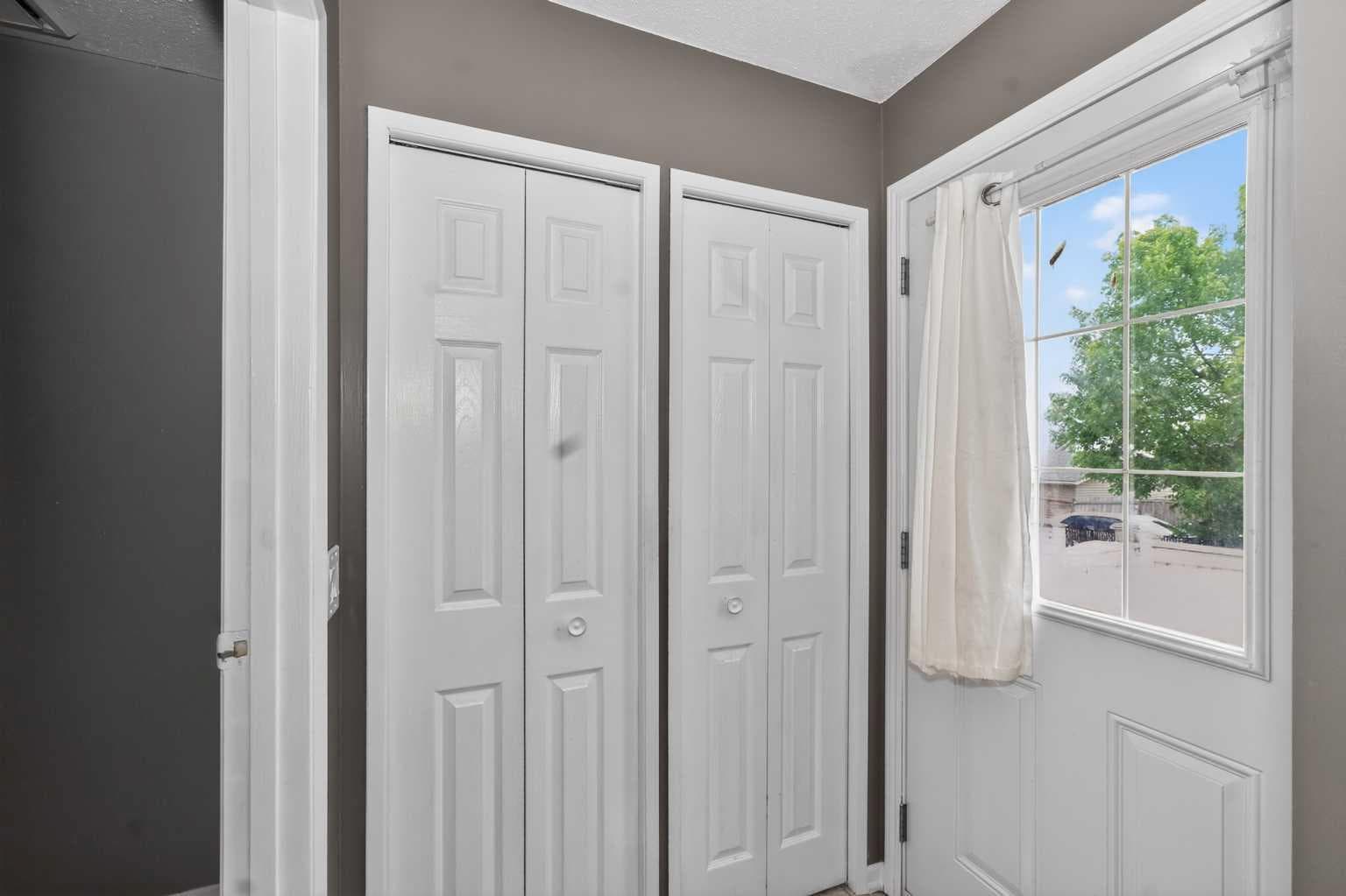 10 Falconer Terrace NE
