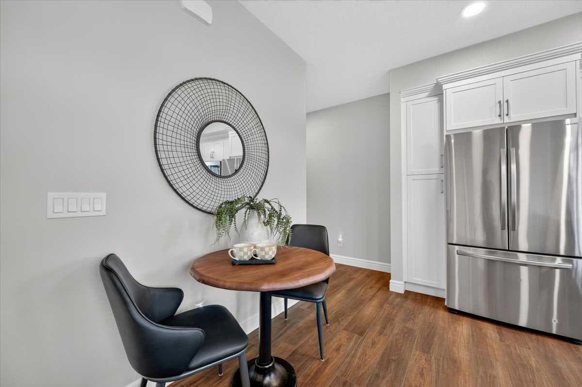207, 414 Seton Passage SE