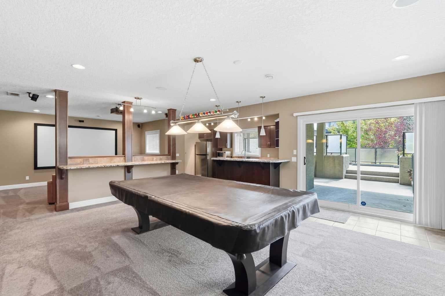 242 Cranleigh Place SE