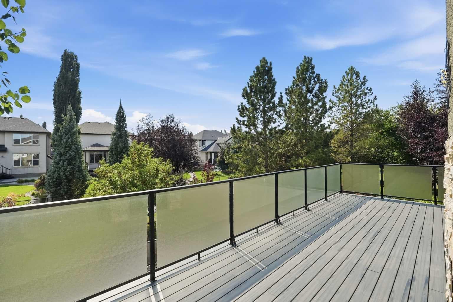 242 Cranleigh Place SE