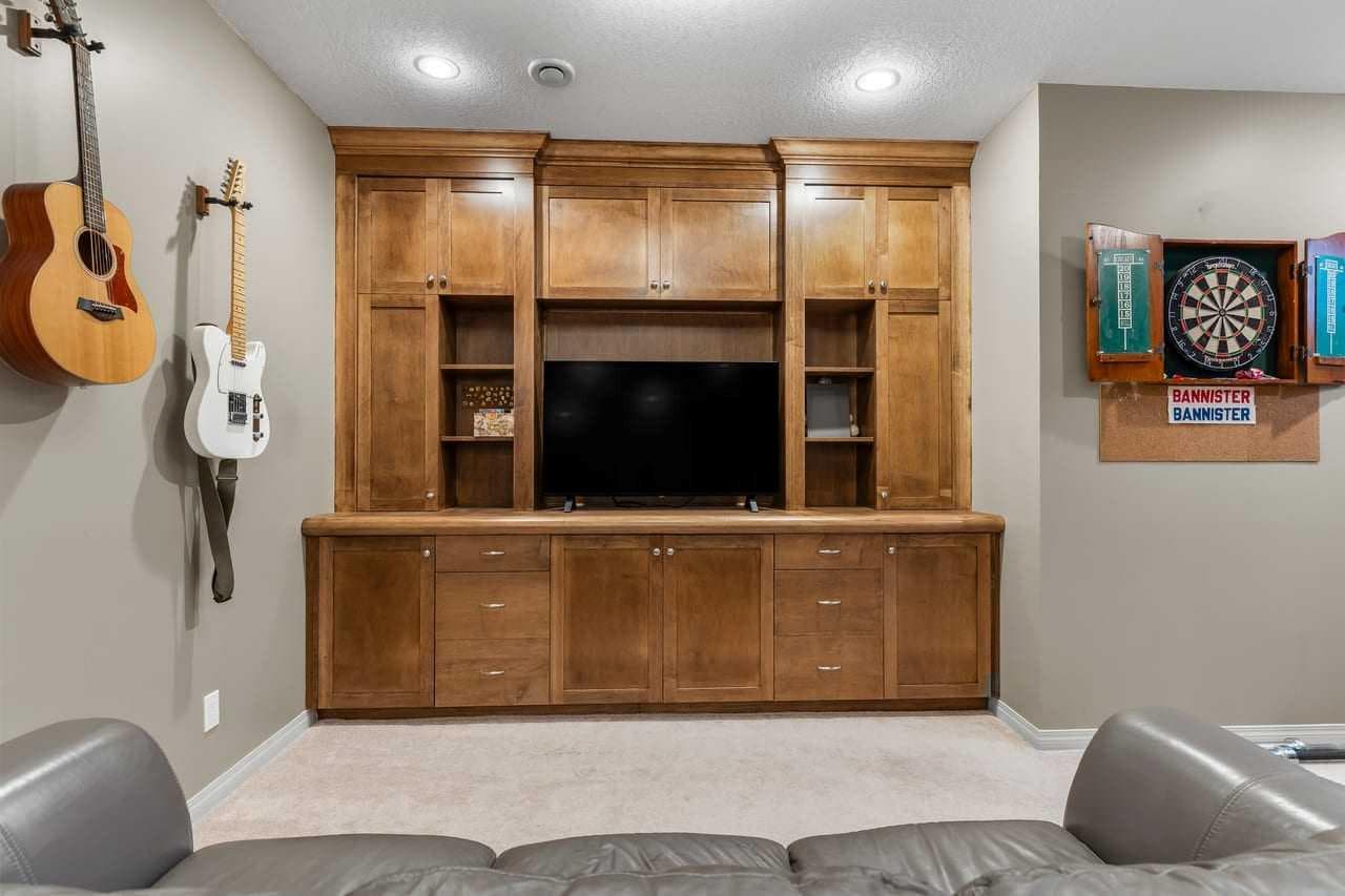 125 Cougarstone Manor SW