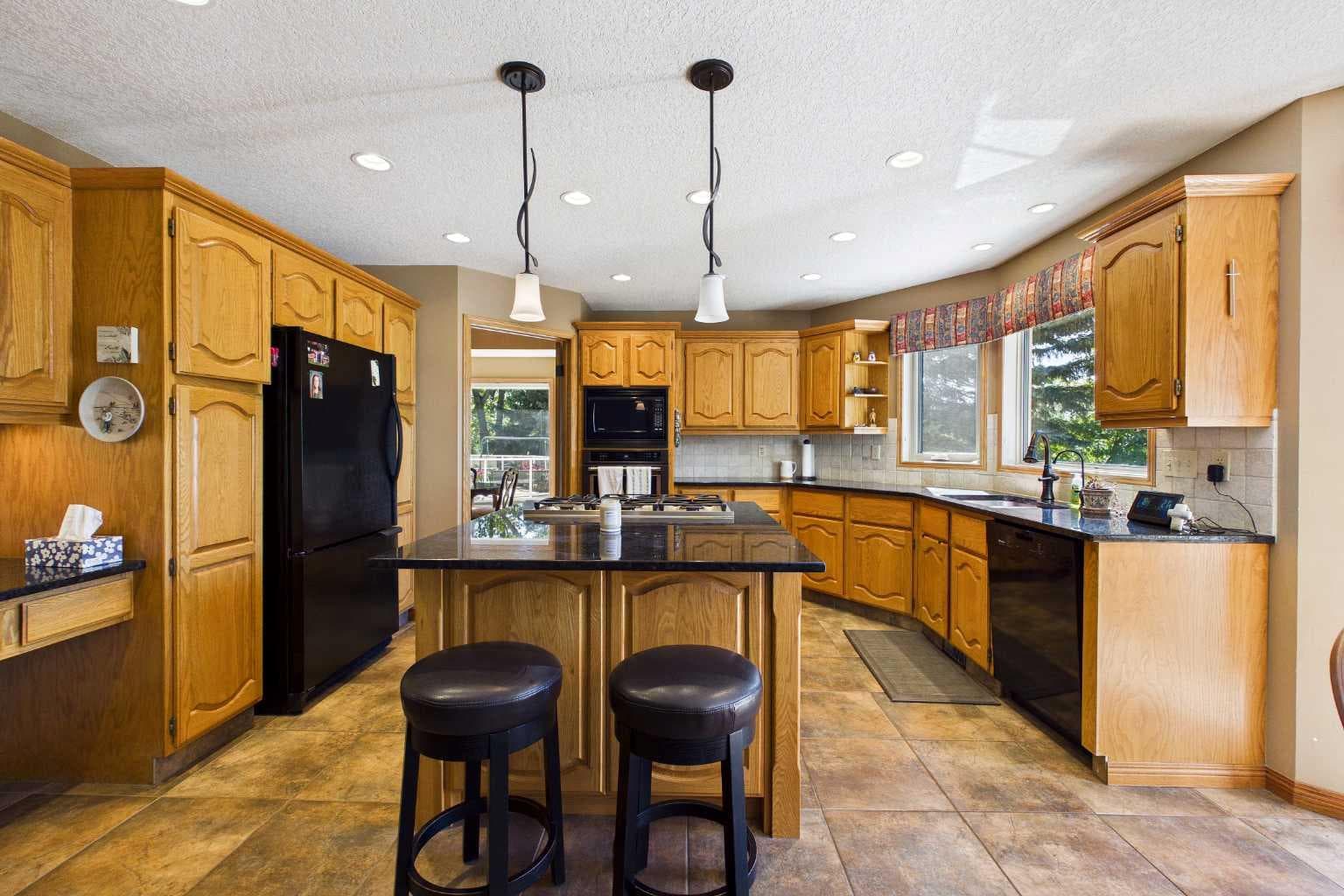 220 Varsity Estates Terrace NW