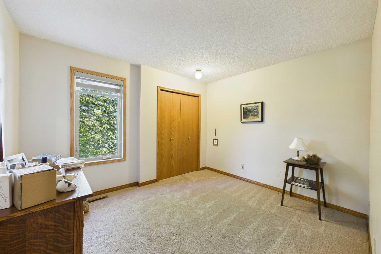 220 Varsity Estates Terrace NW