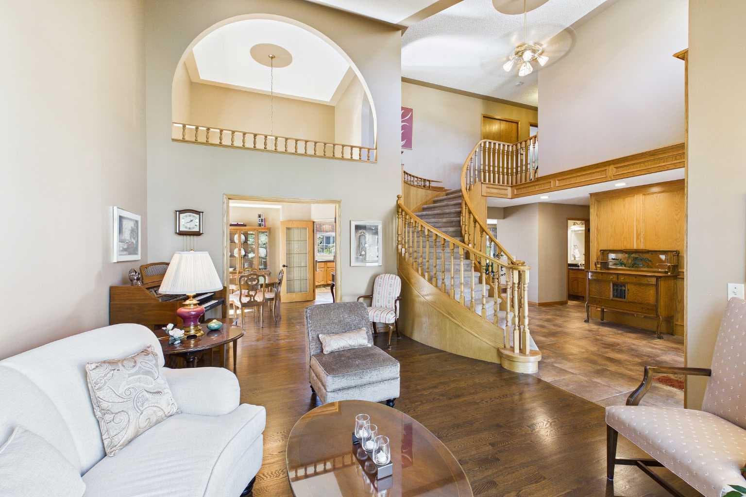 220 Varsity Estates Terrace NW