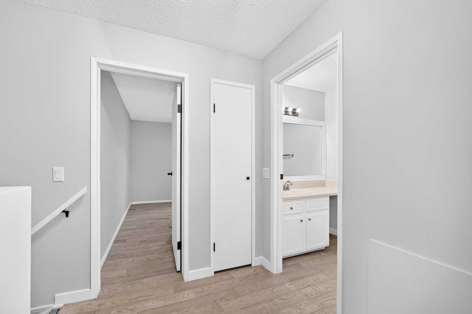 11, 3029 Rundleson Road NE