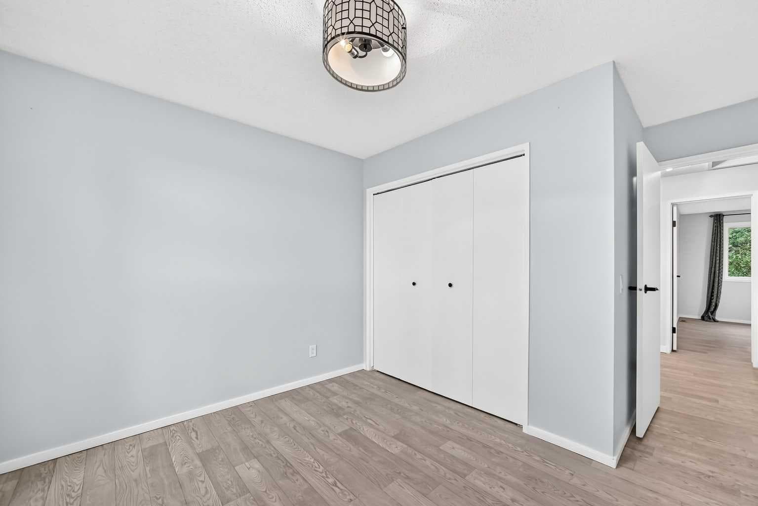 11, 3029 Rundleson Road NE