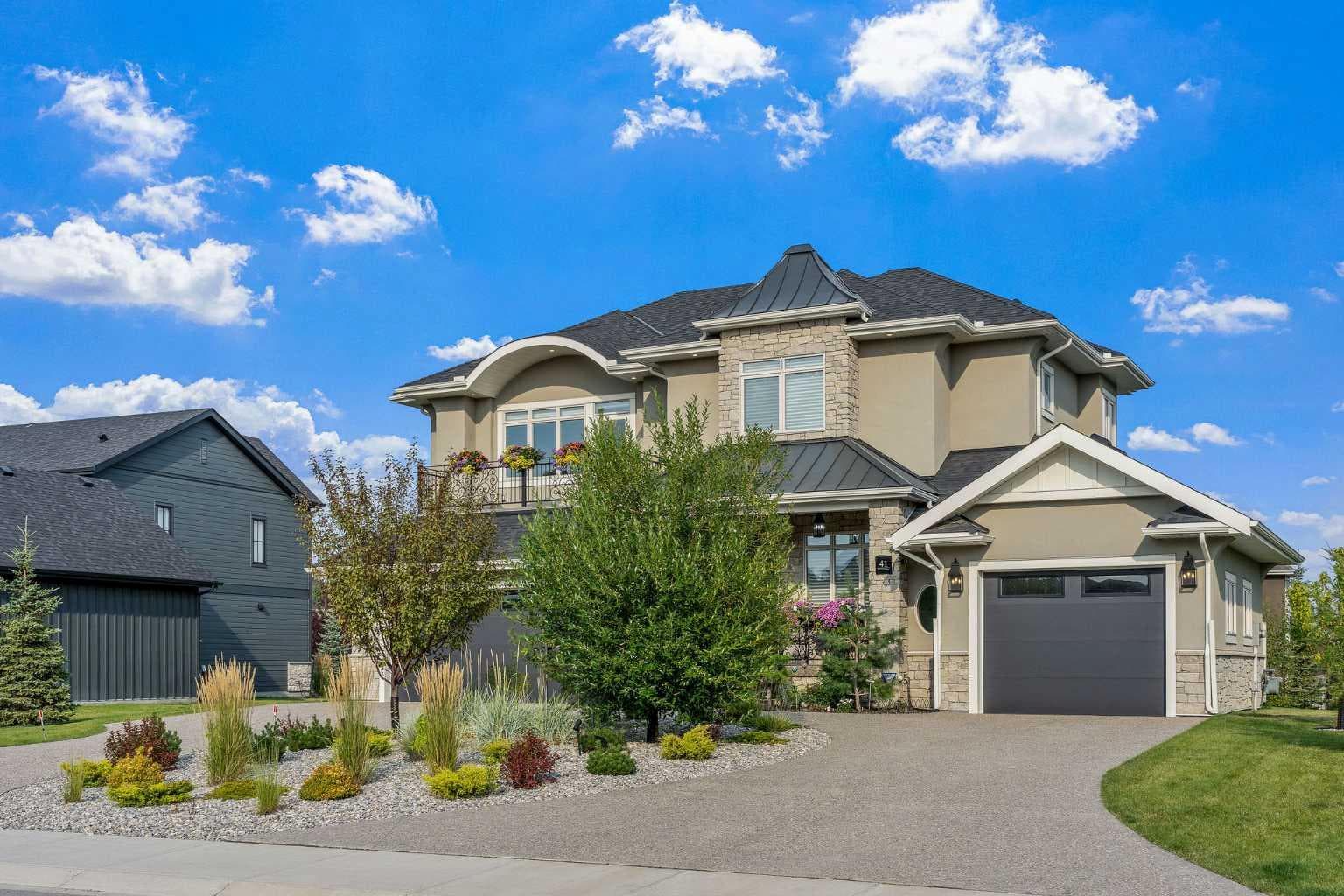 41 Damkar Drive 