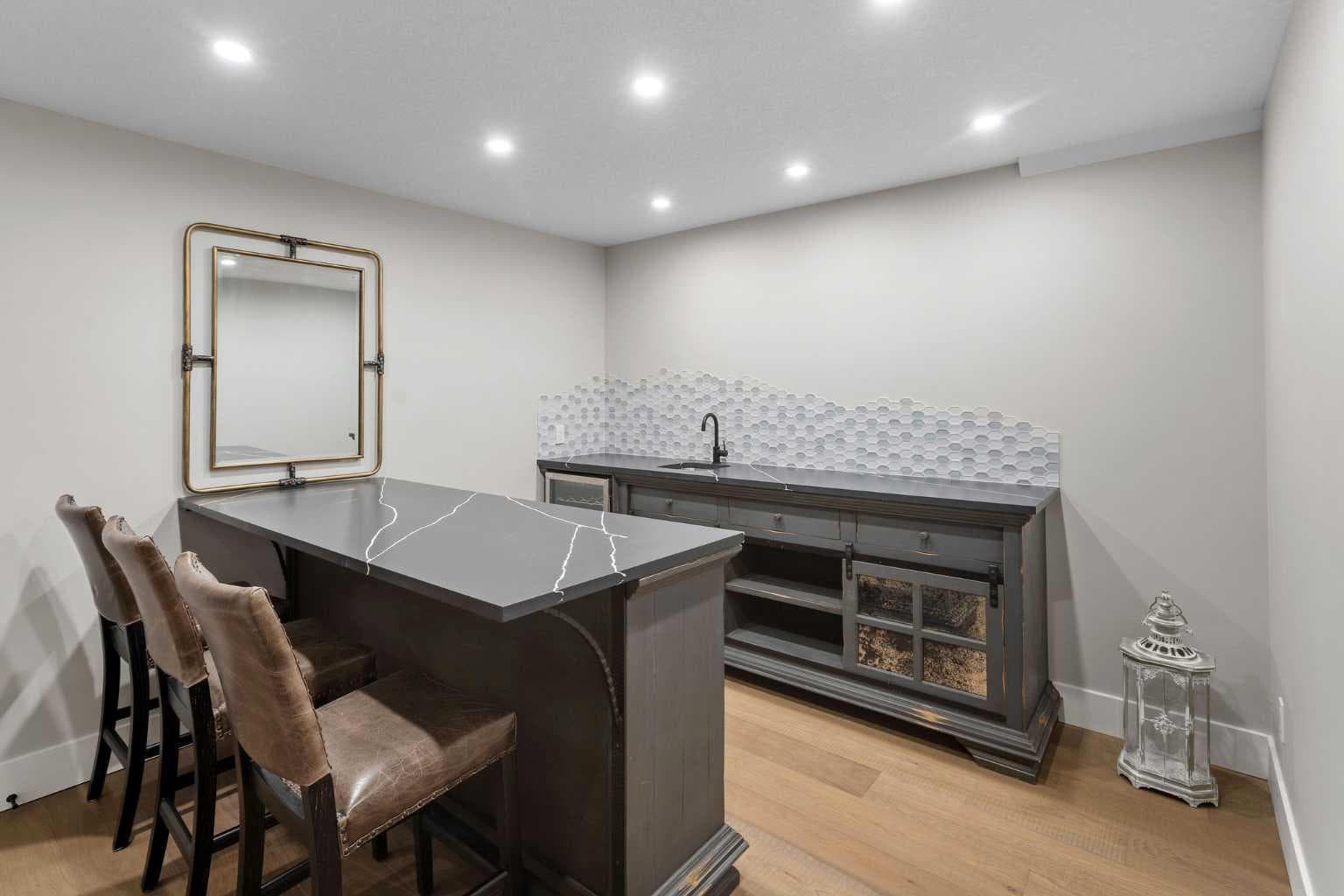 41 Damkar Drive 