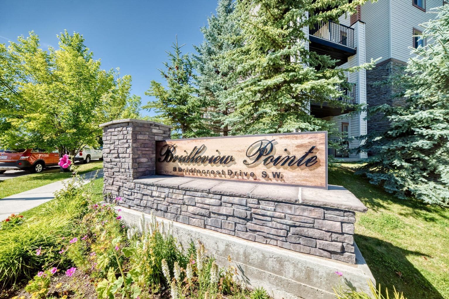 1321, 8 Bridlecrest Drive SW
