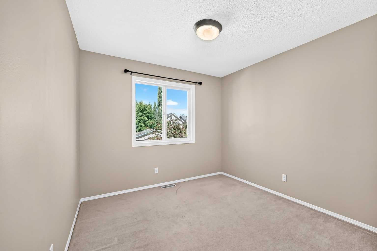 22 Cramond Crescent SE