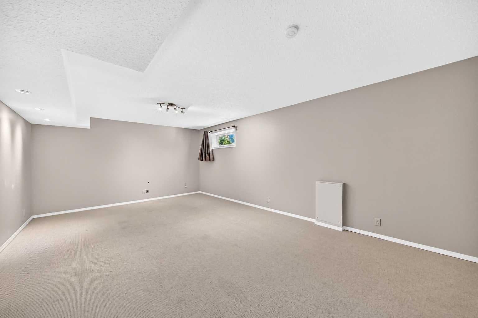 22 Cramond Crescent SE
