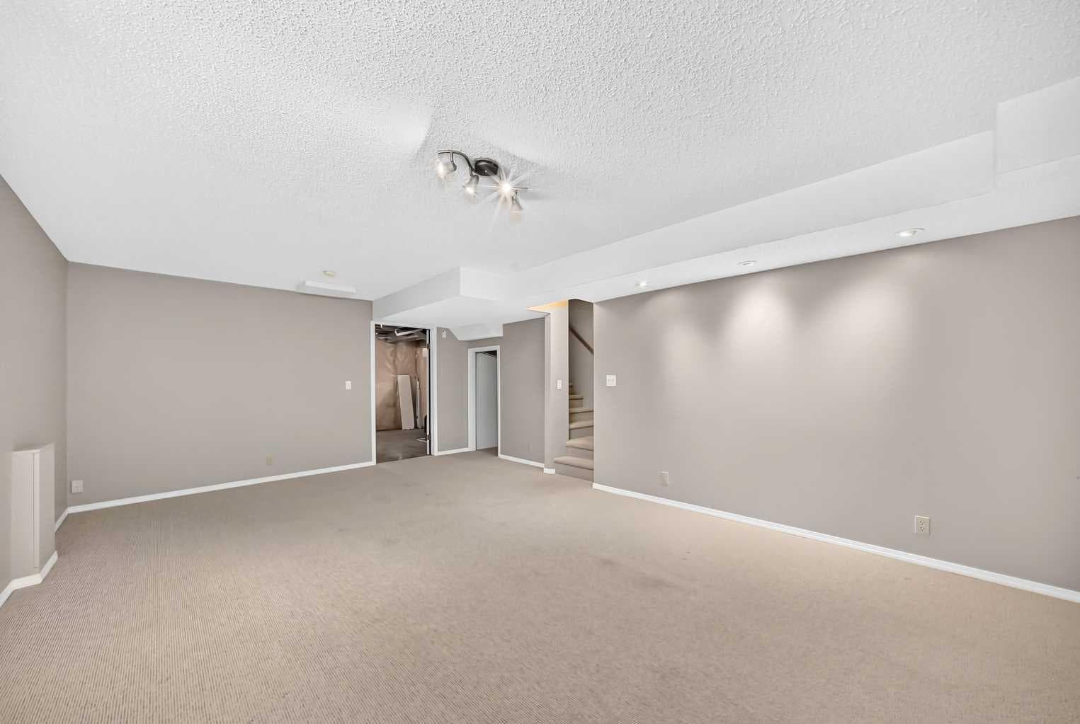 22 Cramond Crescent SE