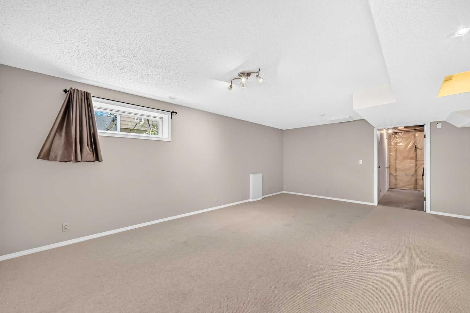 22 Cramond Crescent SE