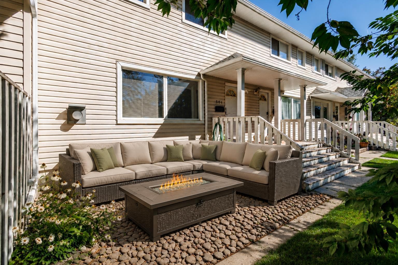 554 Killarney Glen Court SW