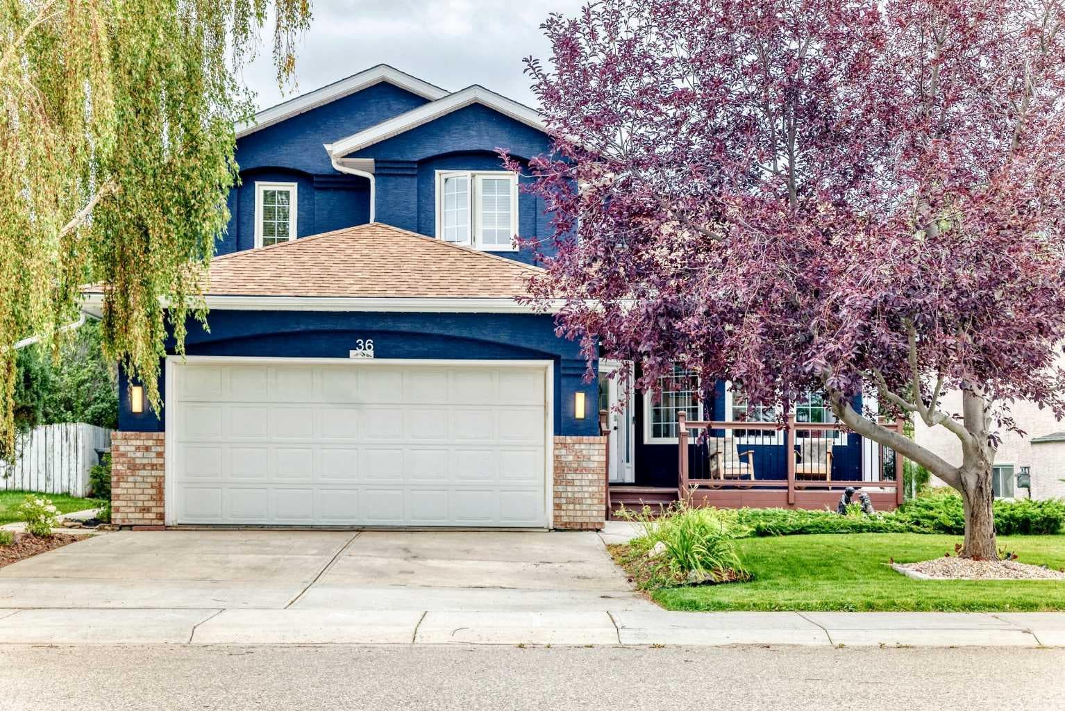 36 Chinook Crescent 
