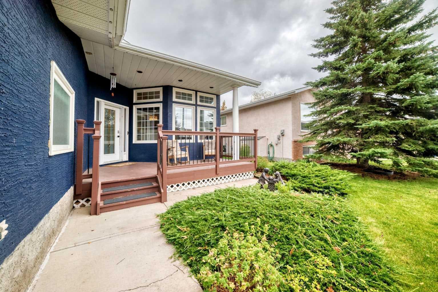 36 Chinook Crescent 