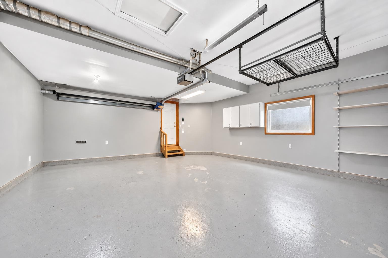 36 Chinook Crescent 