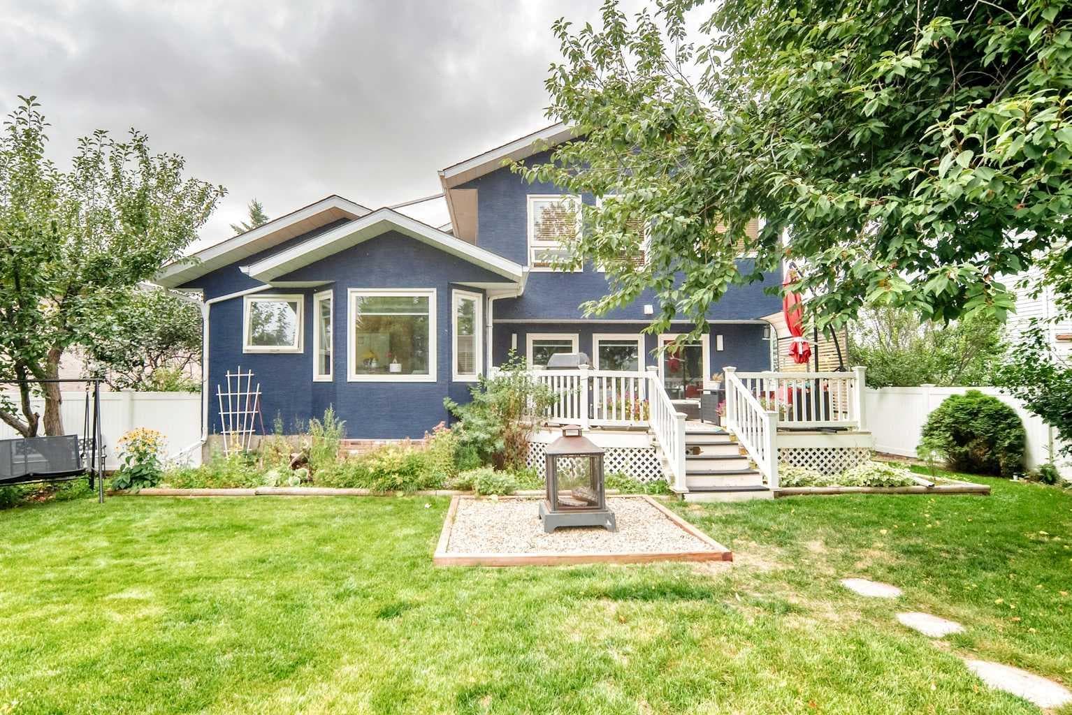 36 Chinook Crescent 