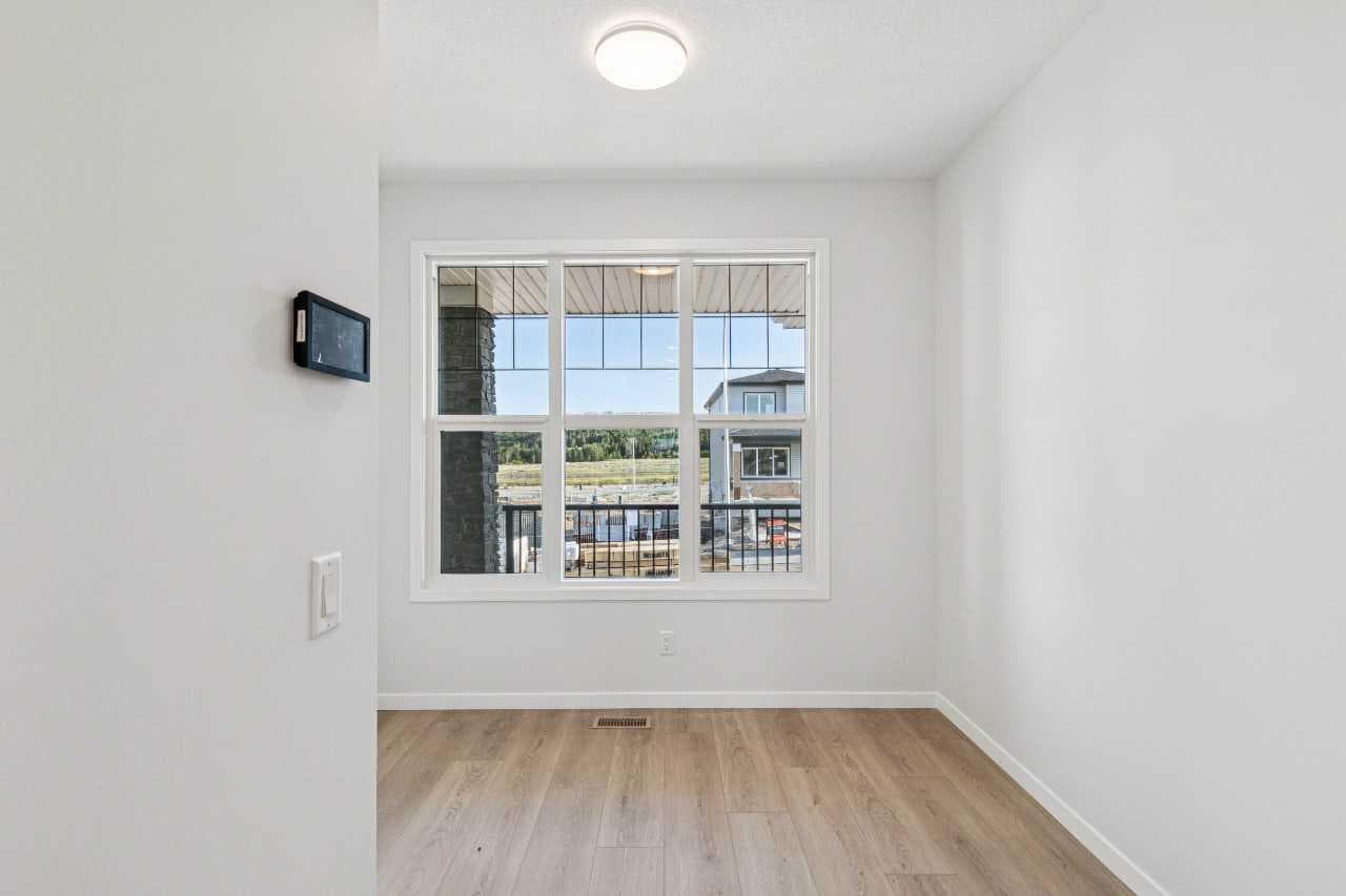 98 Creekview Avenue SW