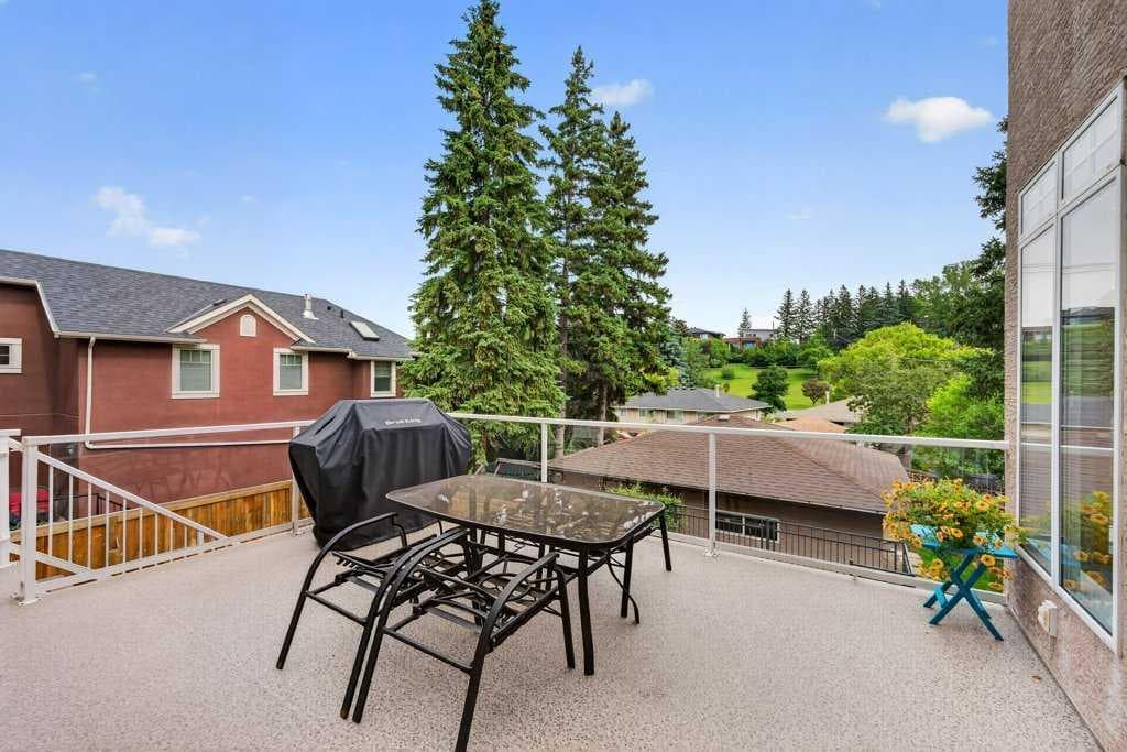 15 Rosery Drive NW
