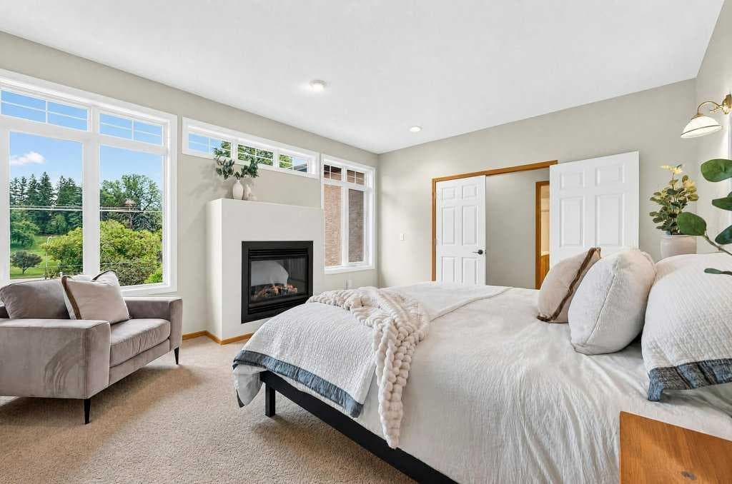 15 Rosery Drive NW