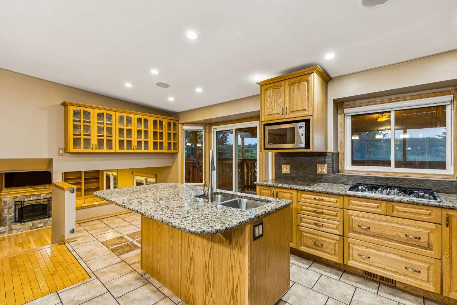 90 Glenhill Drive 