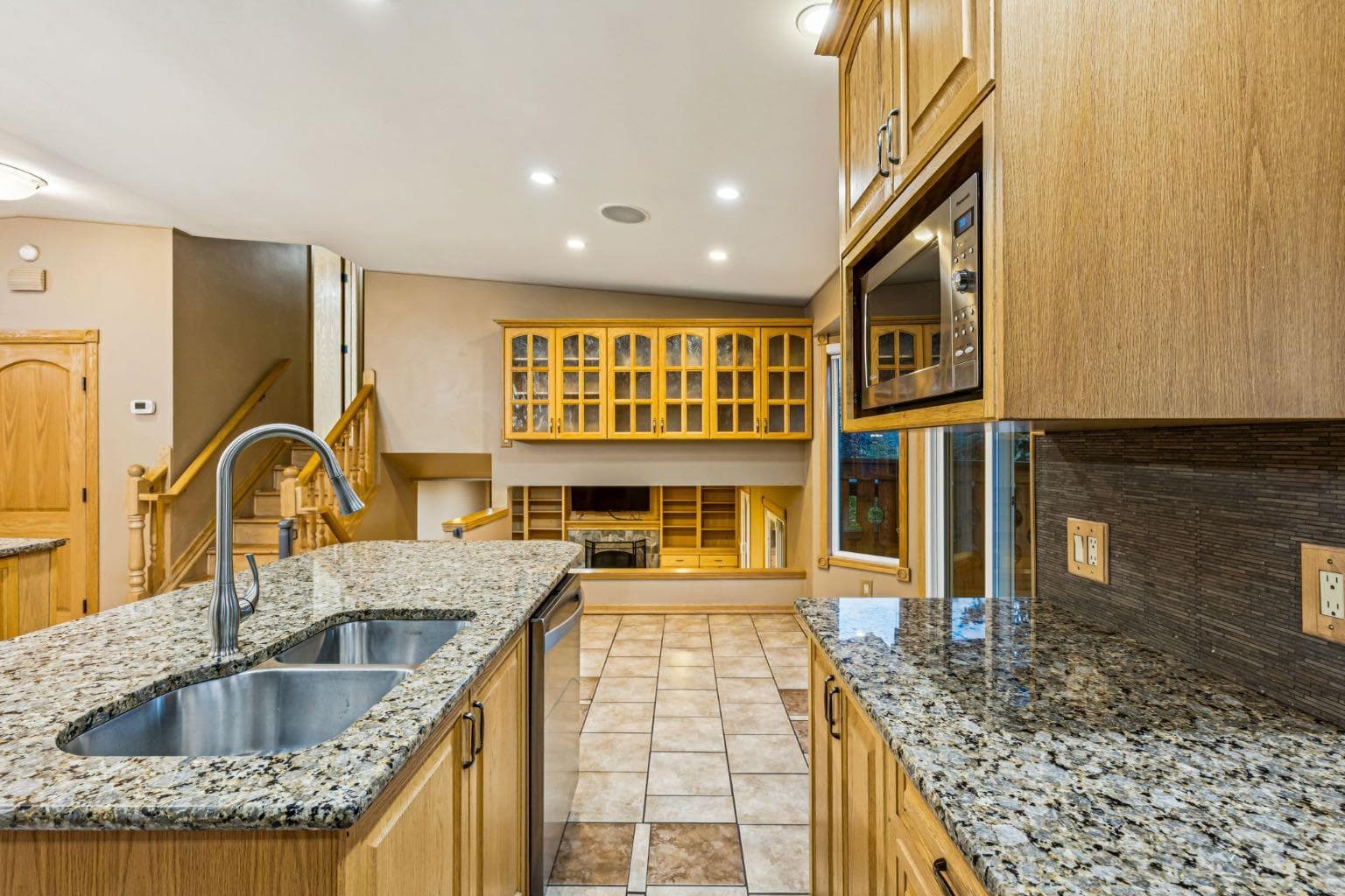 90 Glenhill Drive 