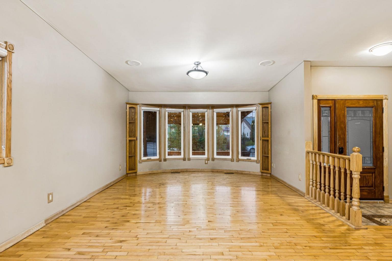 90 Glenhill Drive 