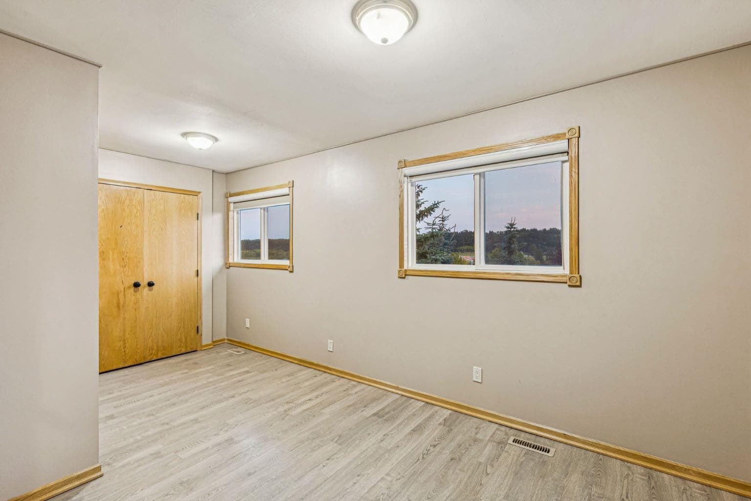 90 Glenhill Drive 