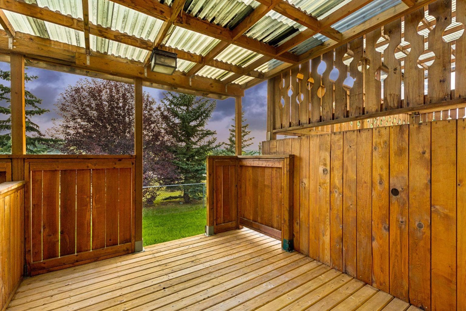 90 Glenhill Drive 