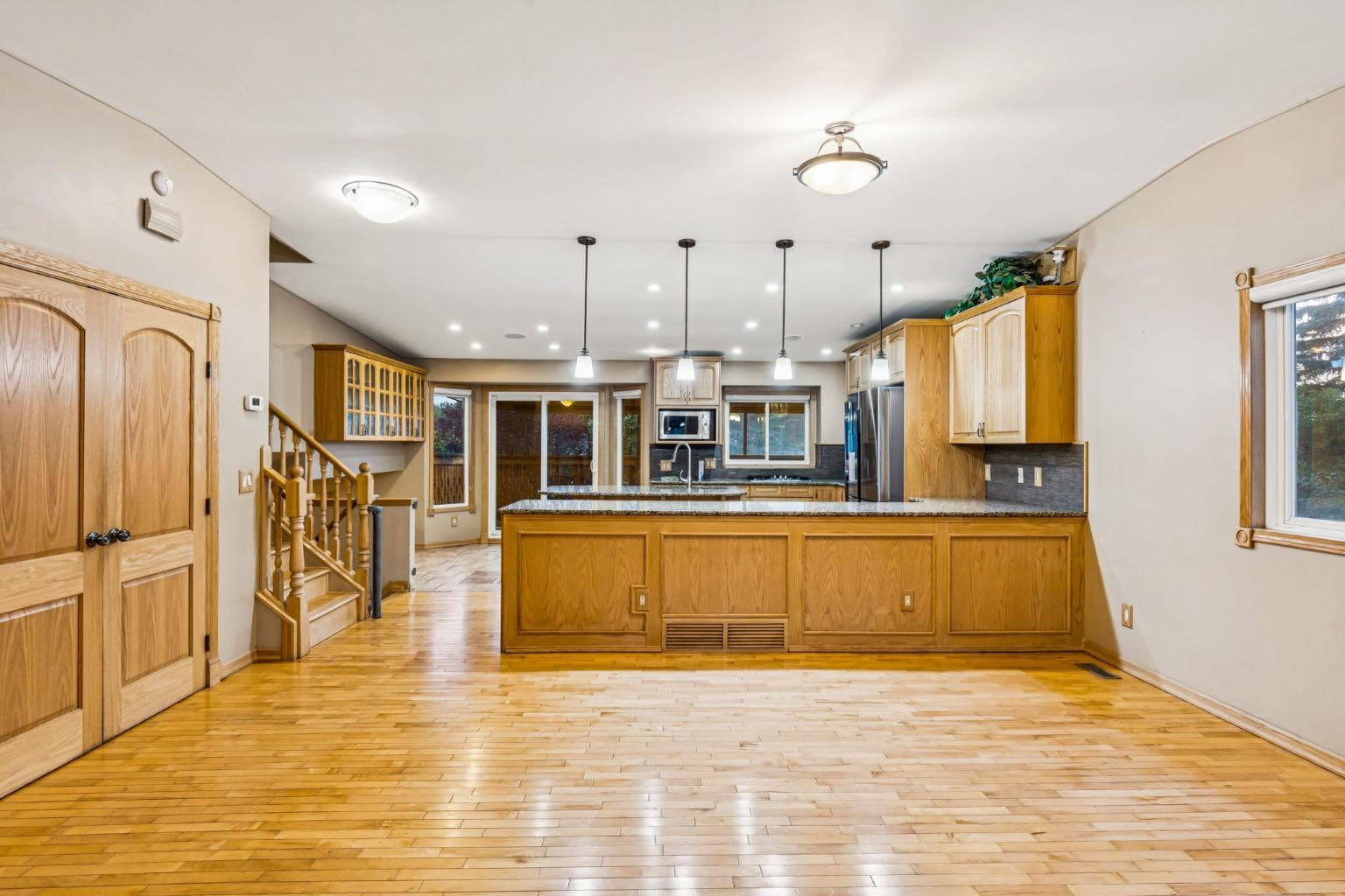 90 Glenhill Drive 