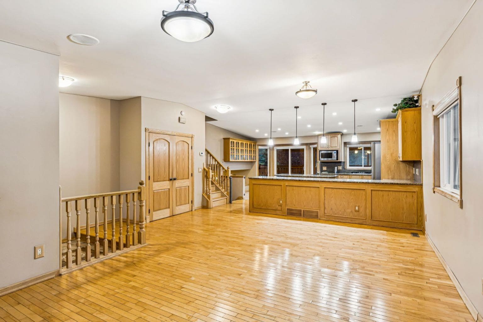 90 Glenhill Drive 