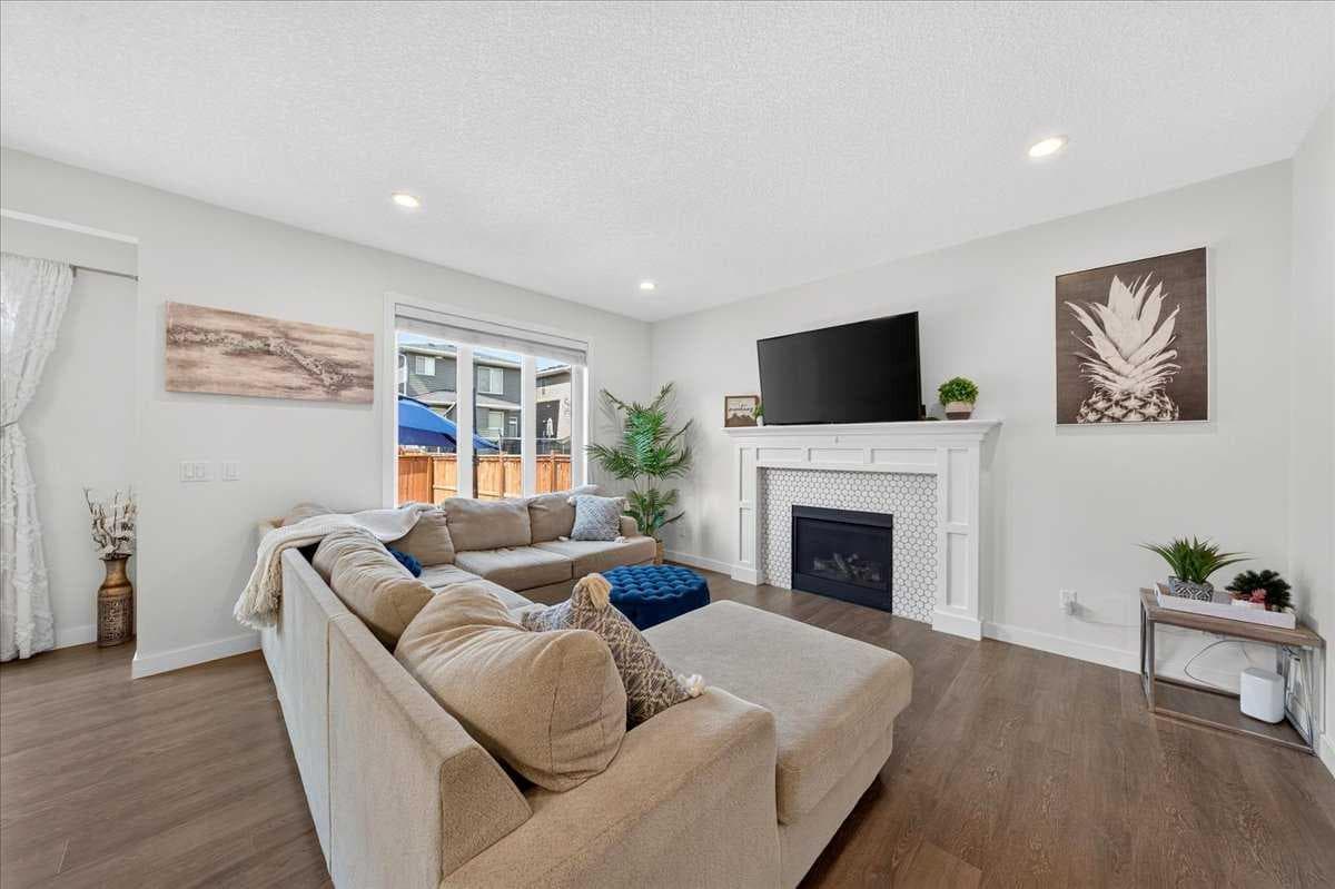 135 Bayview Circle SW
