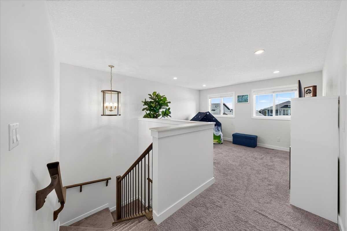 135 Bayview Circle SW