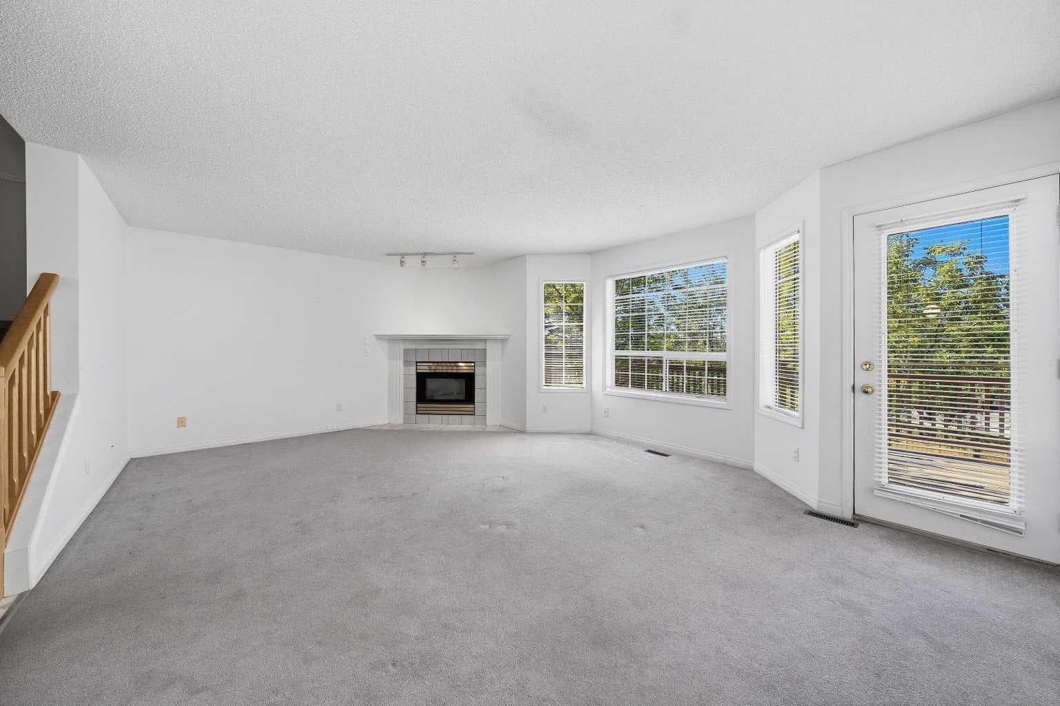210 Scenic Acres Terrace NW