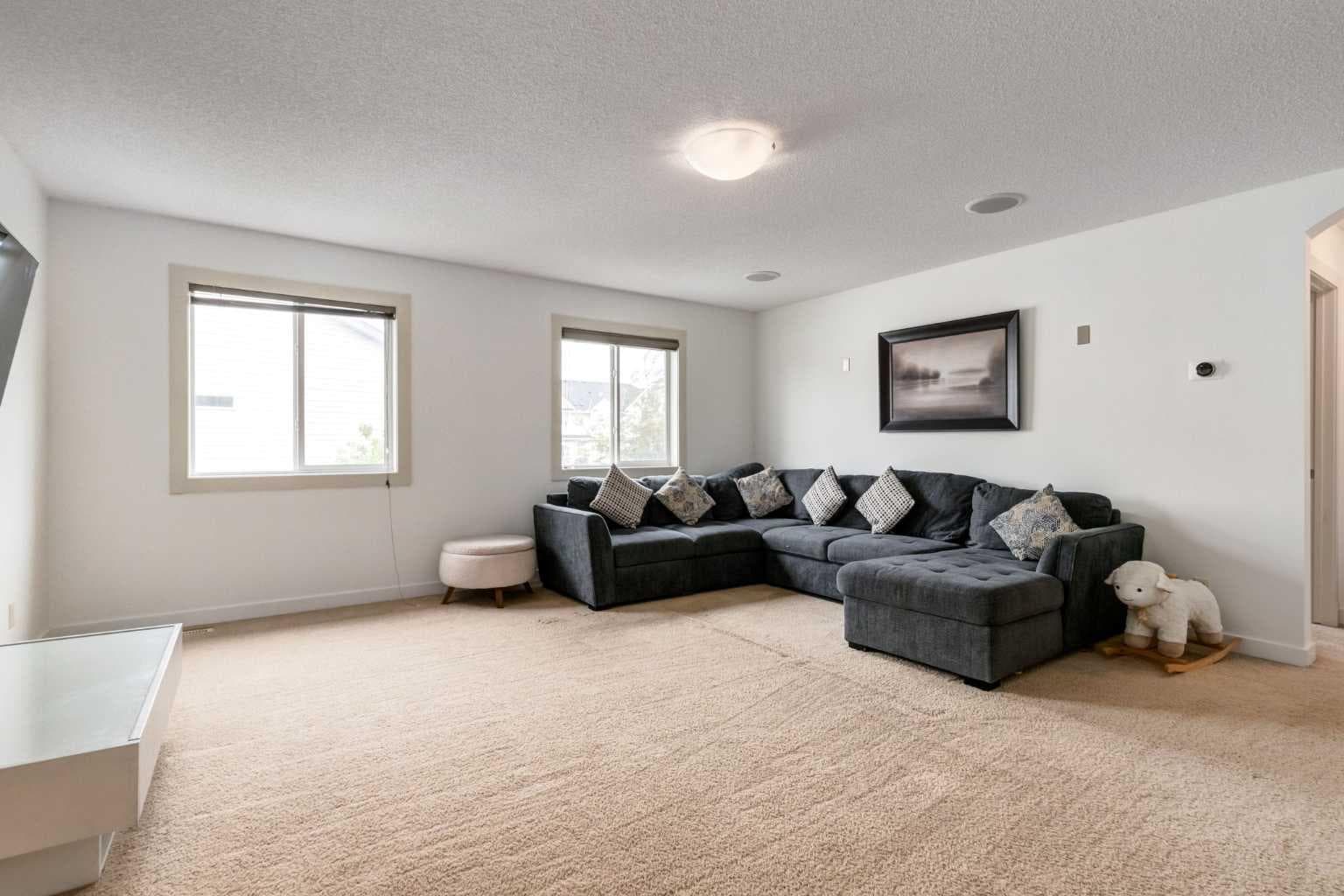 133 Copperleaf Bay SE