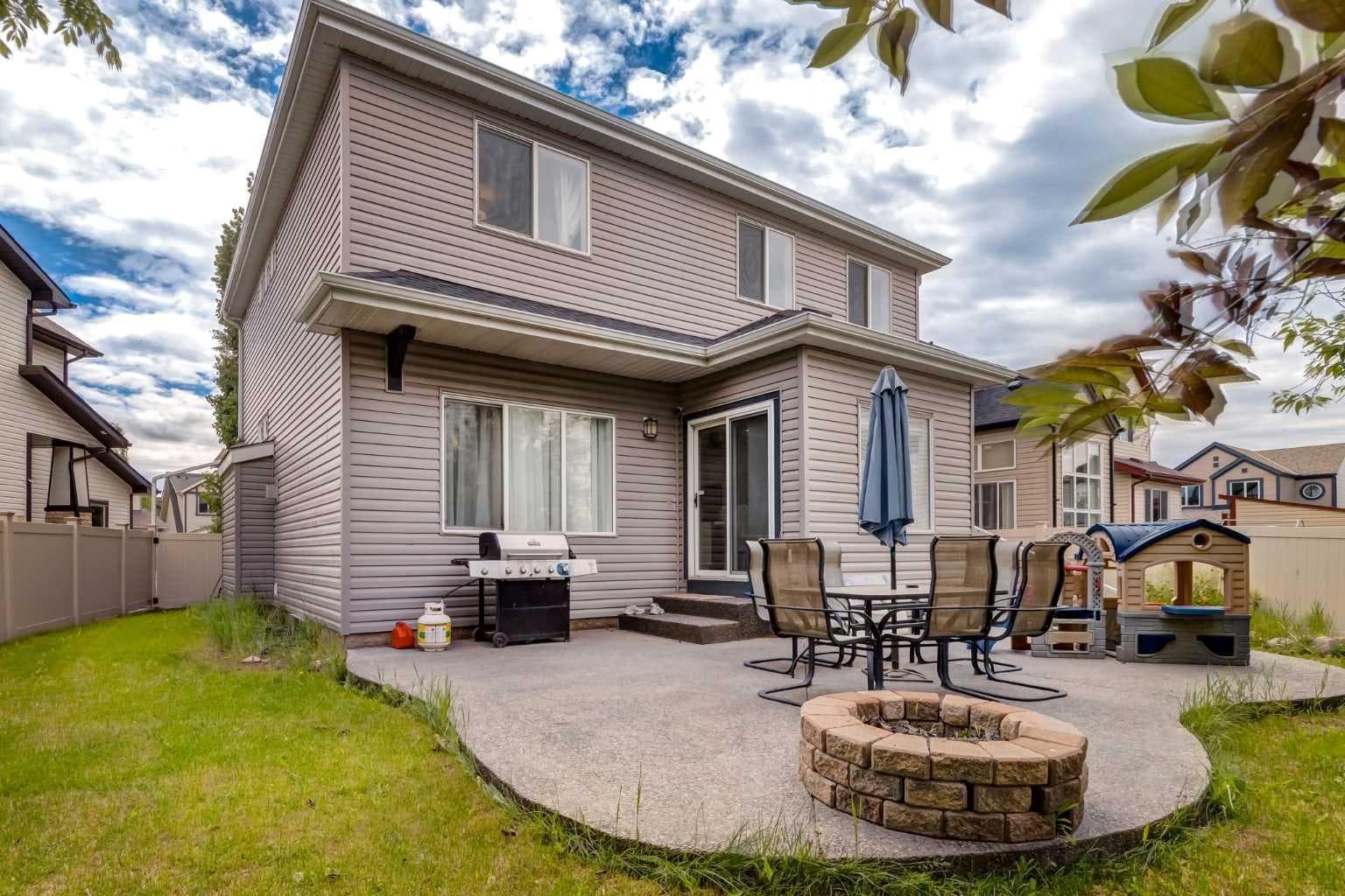 133 Copperleaf Bay SE