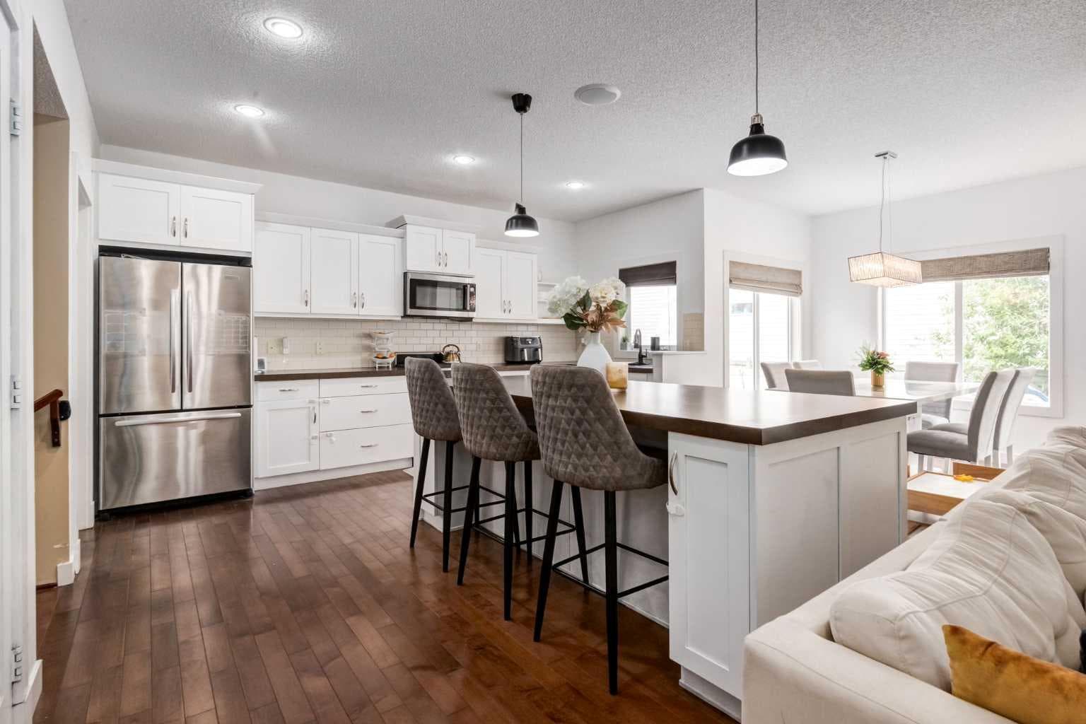 133 Copperleaf Bay SE