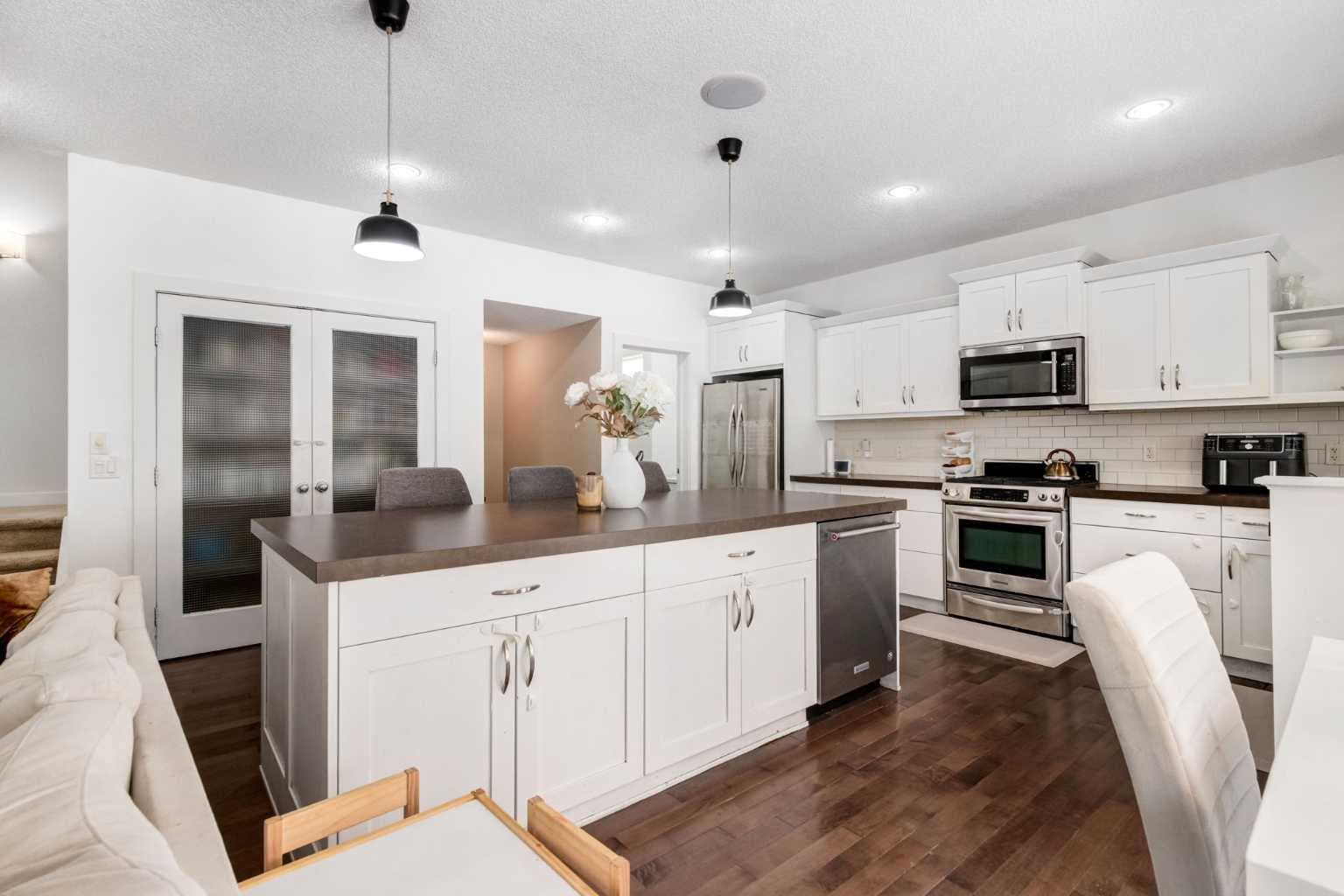 133 Copperleaf Bay SE