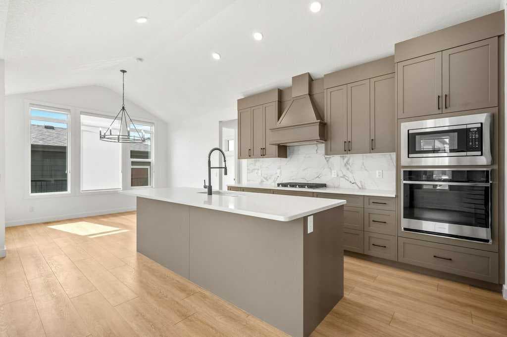 568 Grayling Bend 