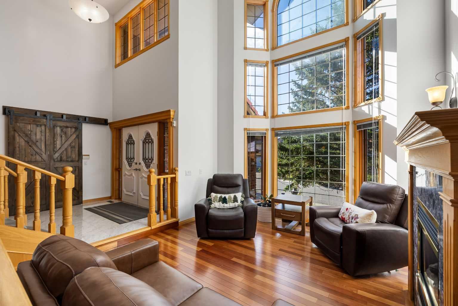 52 Edgeview Road NW