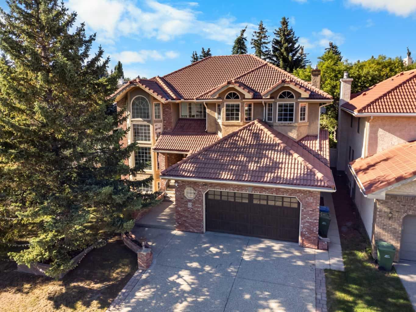 52 Edgeview Road NW