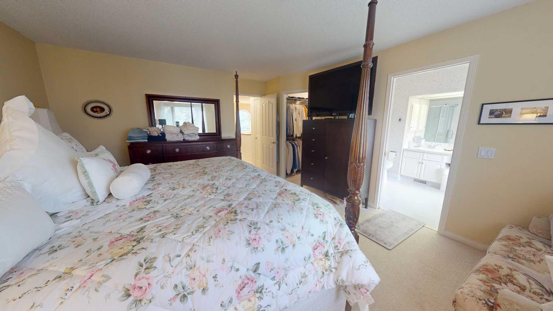 331 Douglas Woods Drive SE
