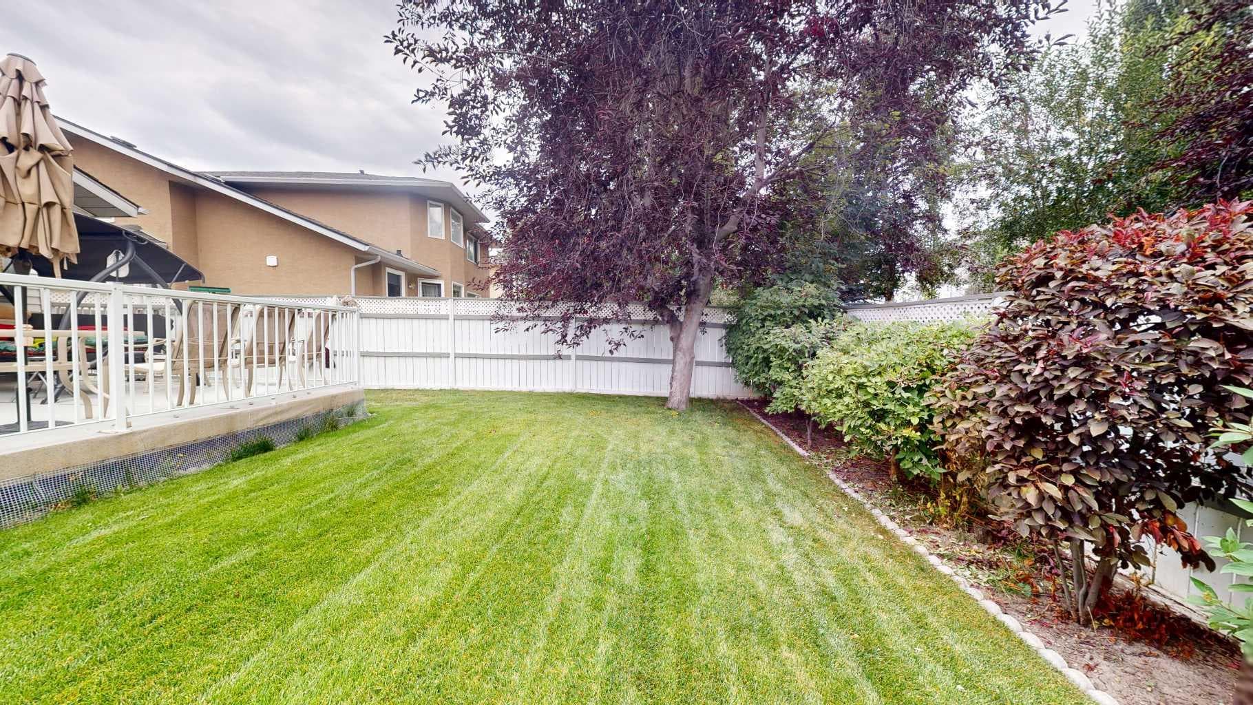 331 Douglas Woods Drive SE