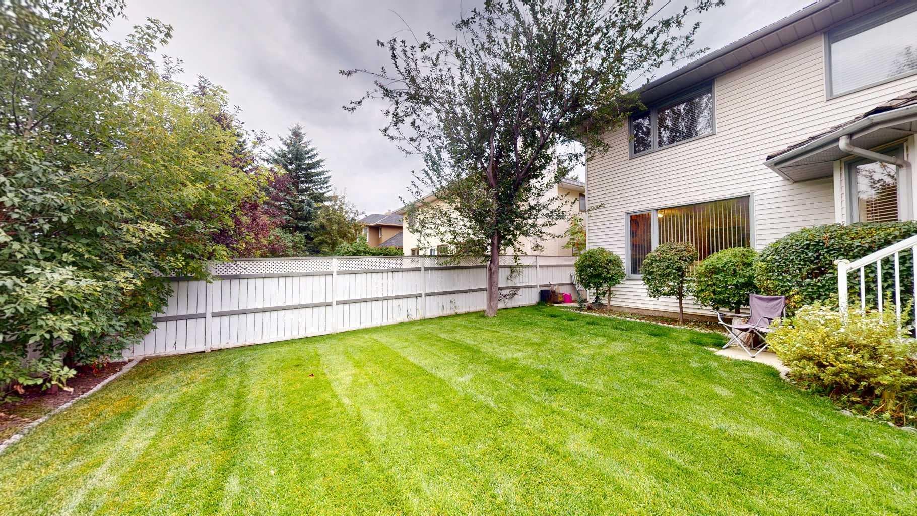 331 Douglas Woods Drive SE
