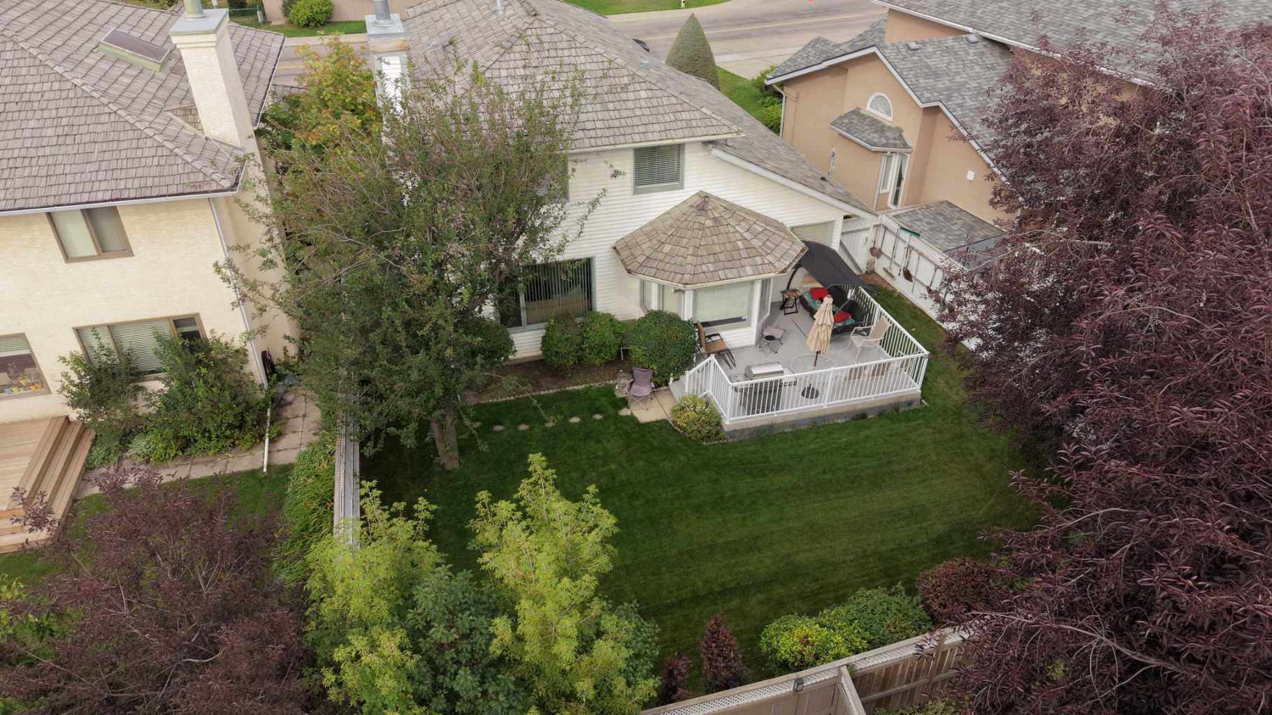 331 Douglas Woods Drive SE