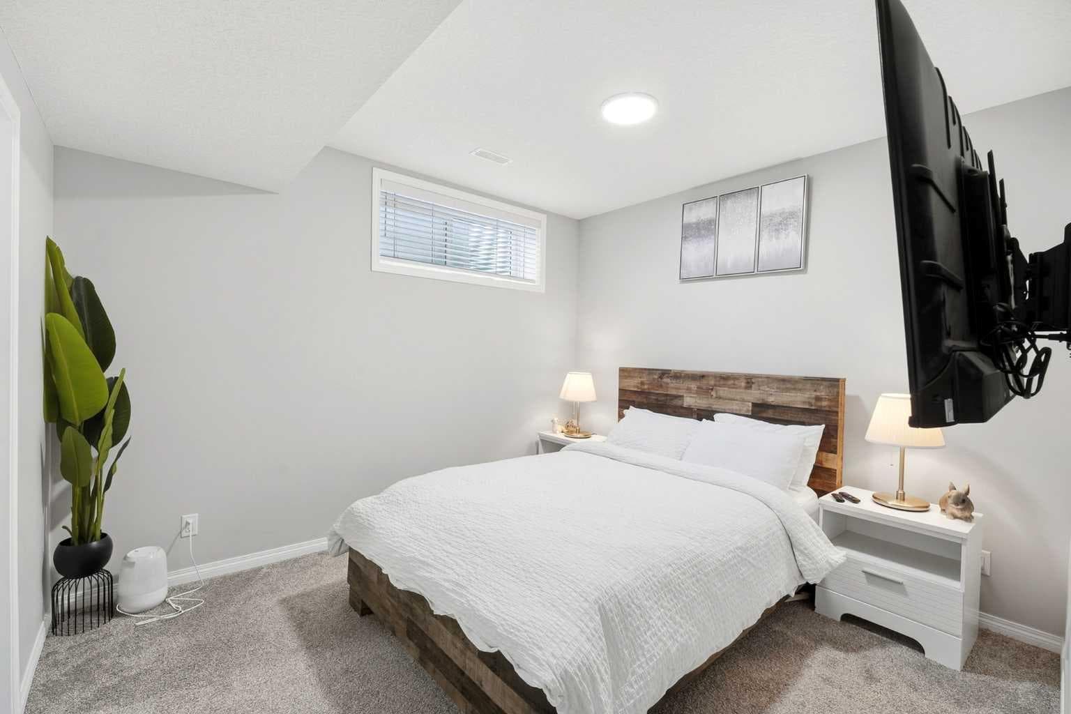 107 Aquila Drive NW