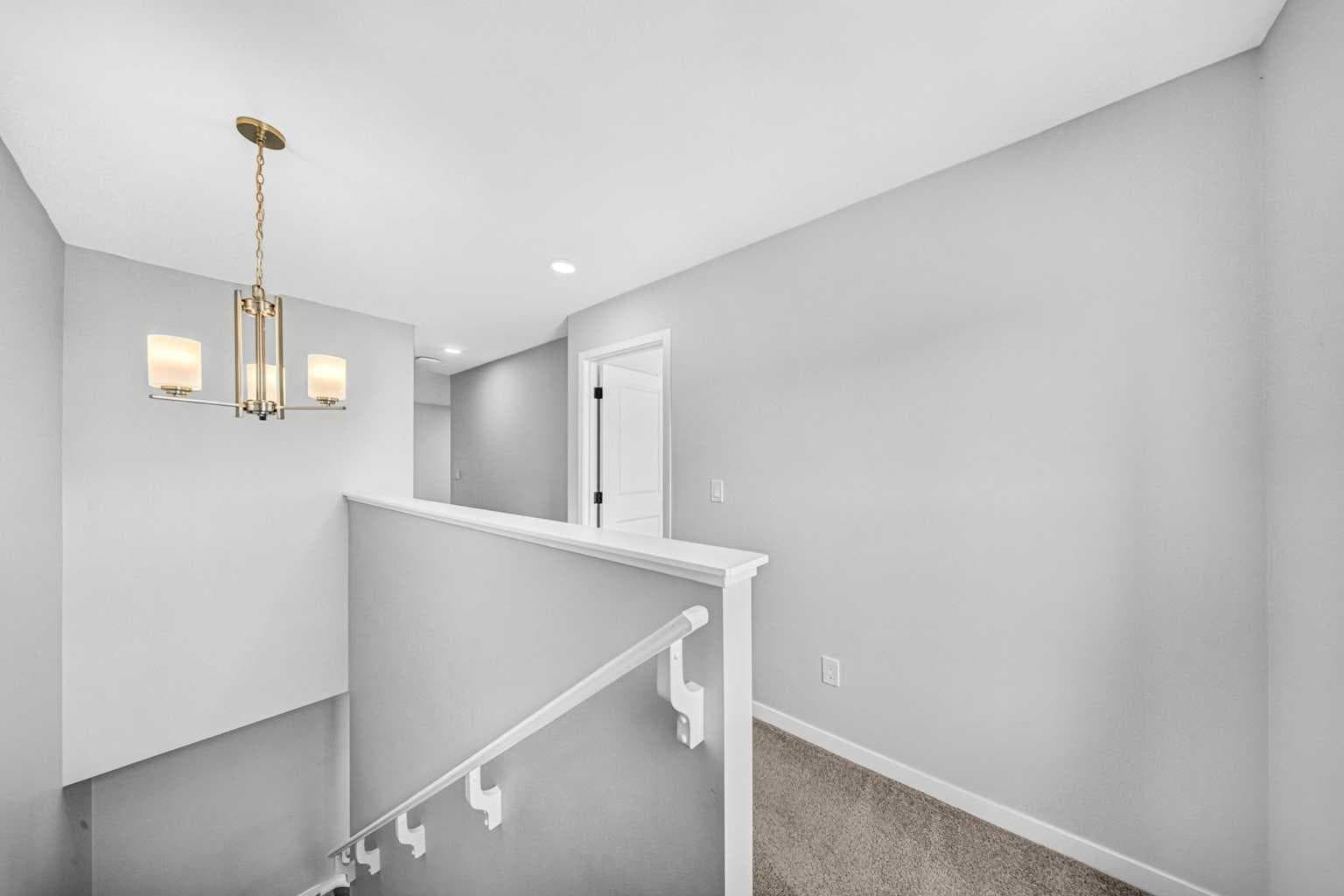 389 Cornerbrook Road NE