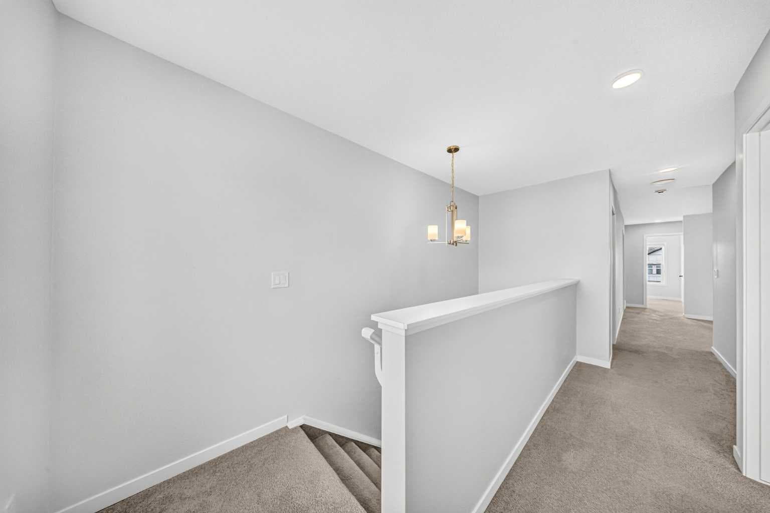 389 Cornerbrook Road NE
