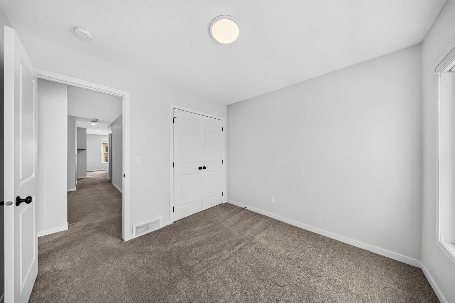 389 Cornerbrook Road NE